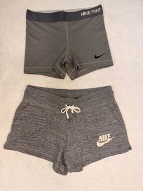 Nike Pro Compression Shorts & Nike Gym Vintage Shorts Bundle Size S